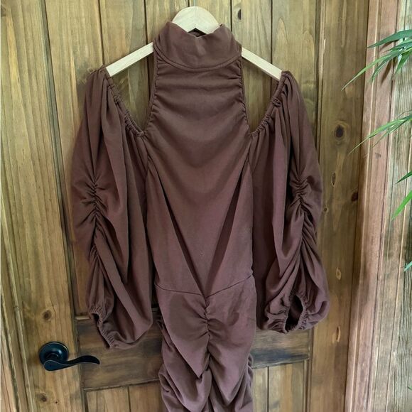 Irregular Exposure 09 Jumpsuit in Brown - Picture 5 of 9